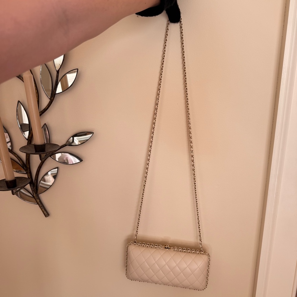CHANEL Beige Quilted Evening Bag - Picture 10 of 13